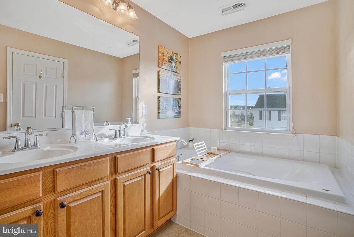 9831 Biggs Road photo 27