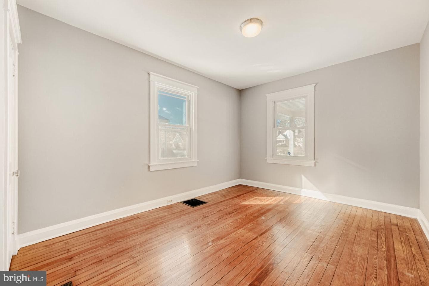 7607 Park Drive photo 15