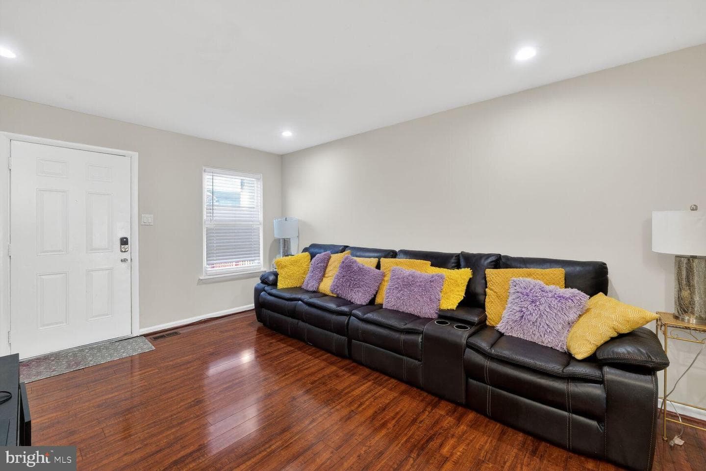 615 Glynock Place photo 13