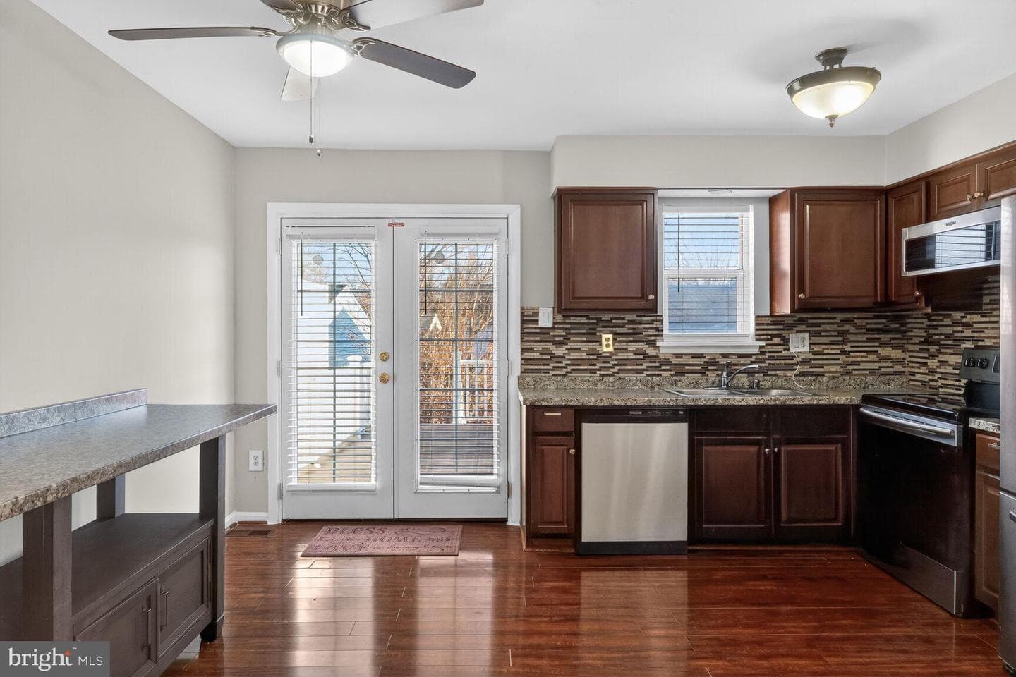 615 Glynock Place photo 14