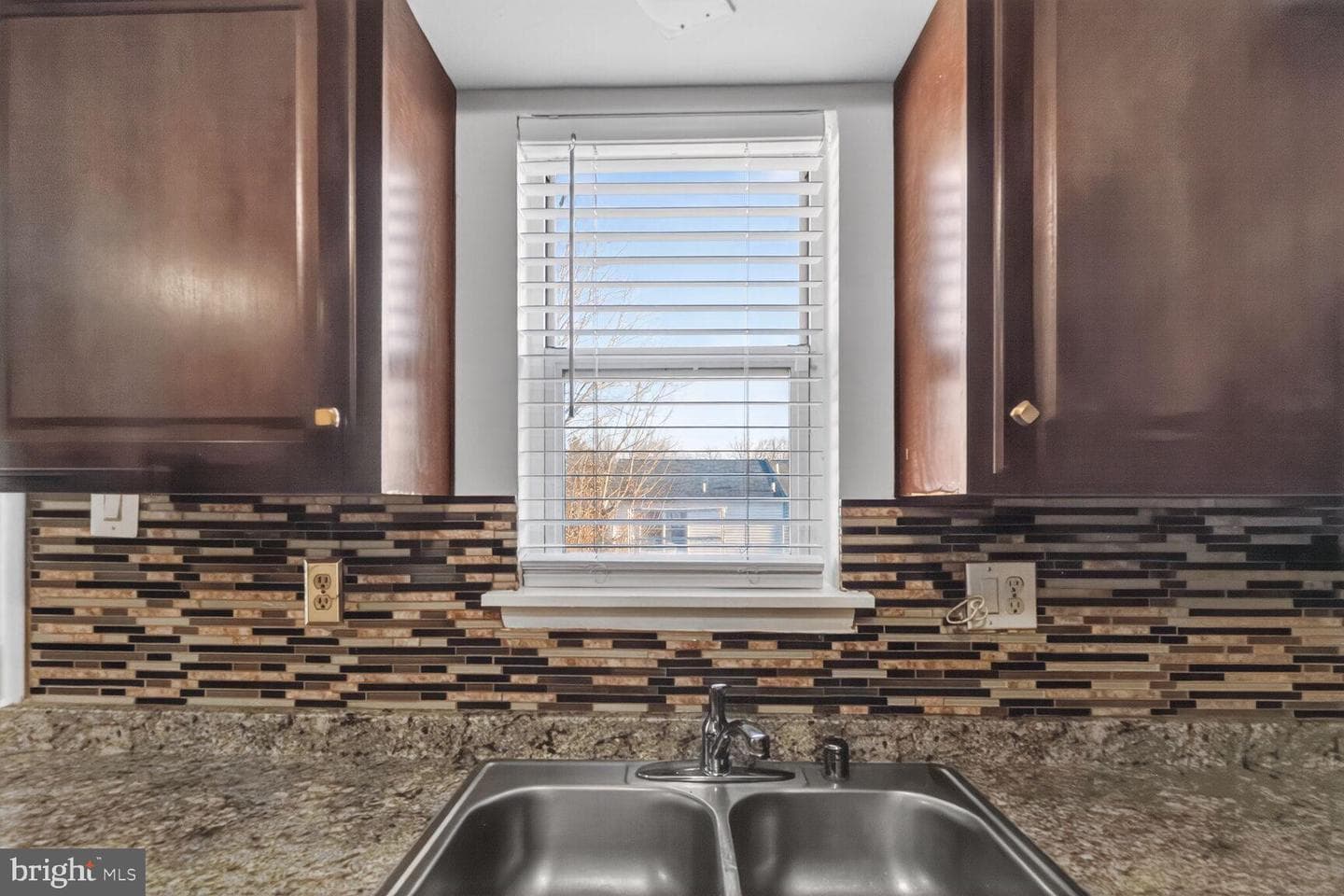 615 Glynock Place photo 22