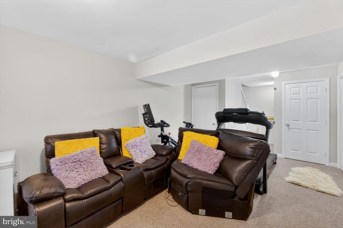 615 Glynock Place photo 29