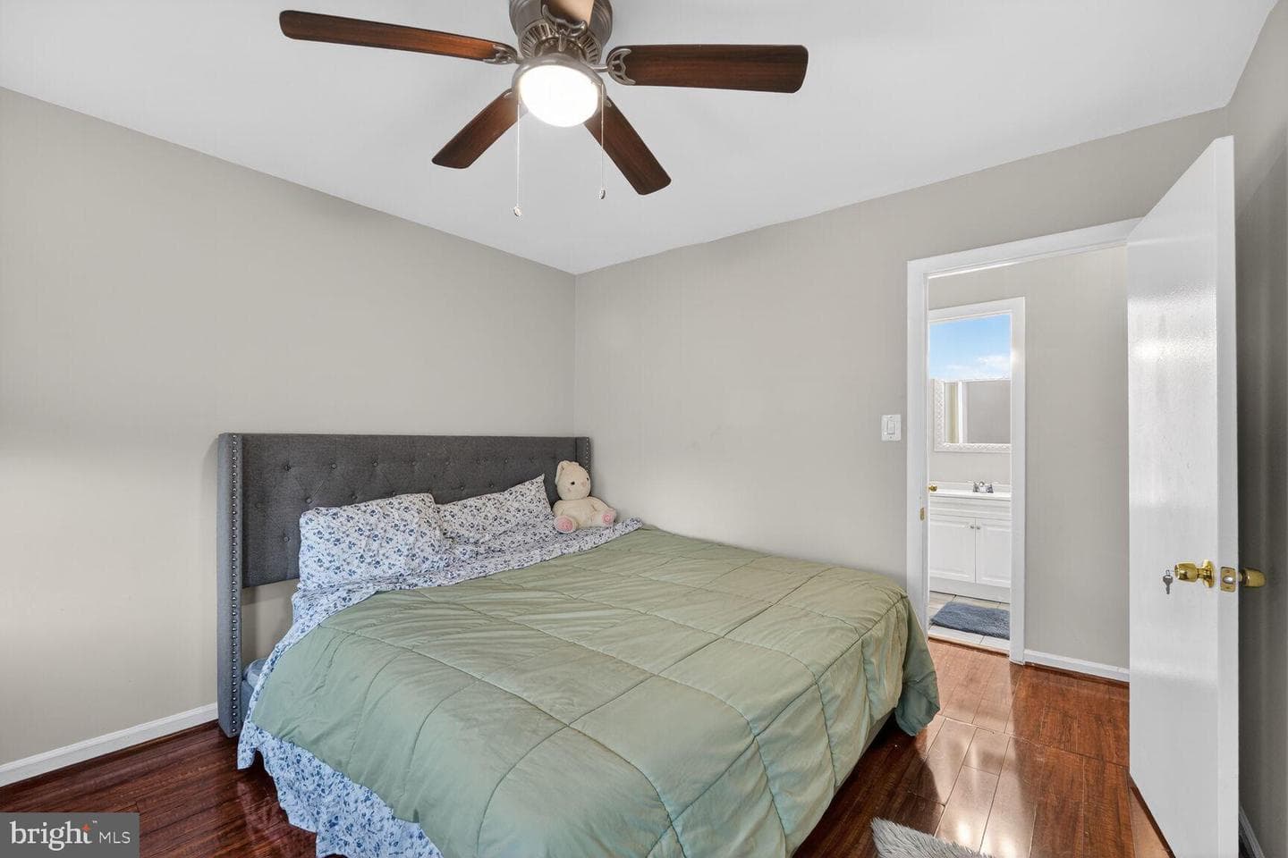 615 Glynock Place photo 37