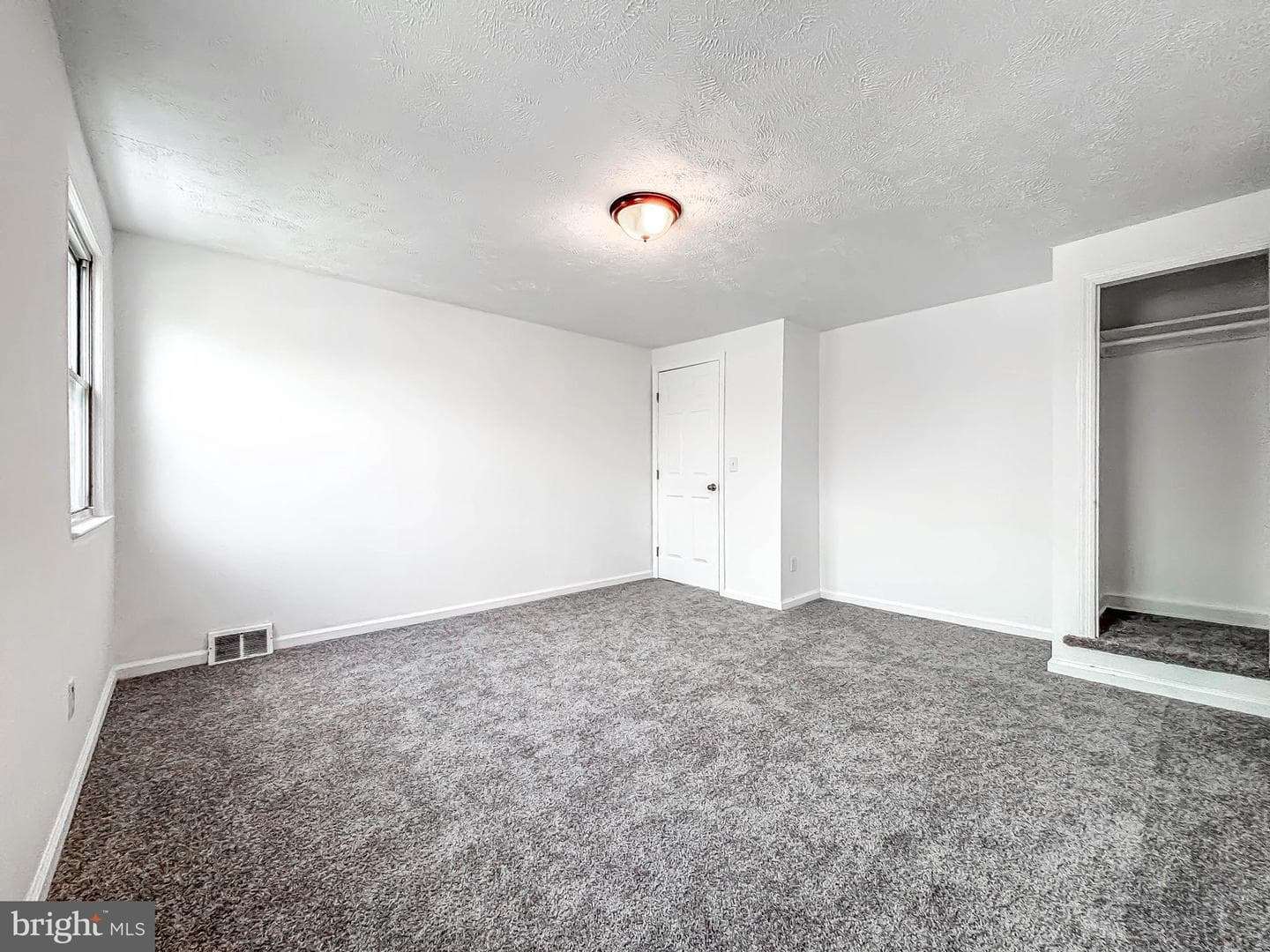 414 Avondale Road photo 27