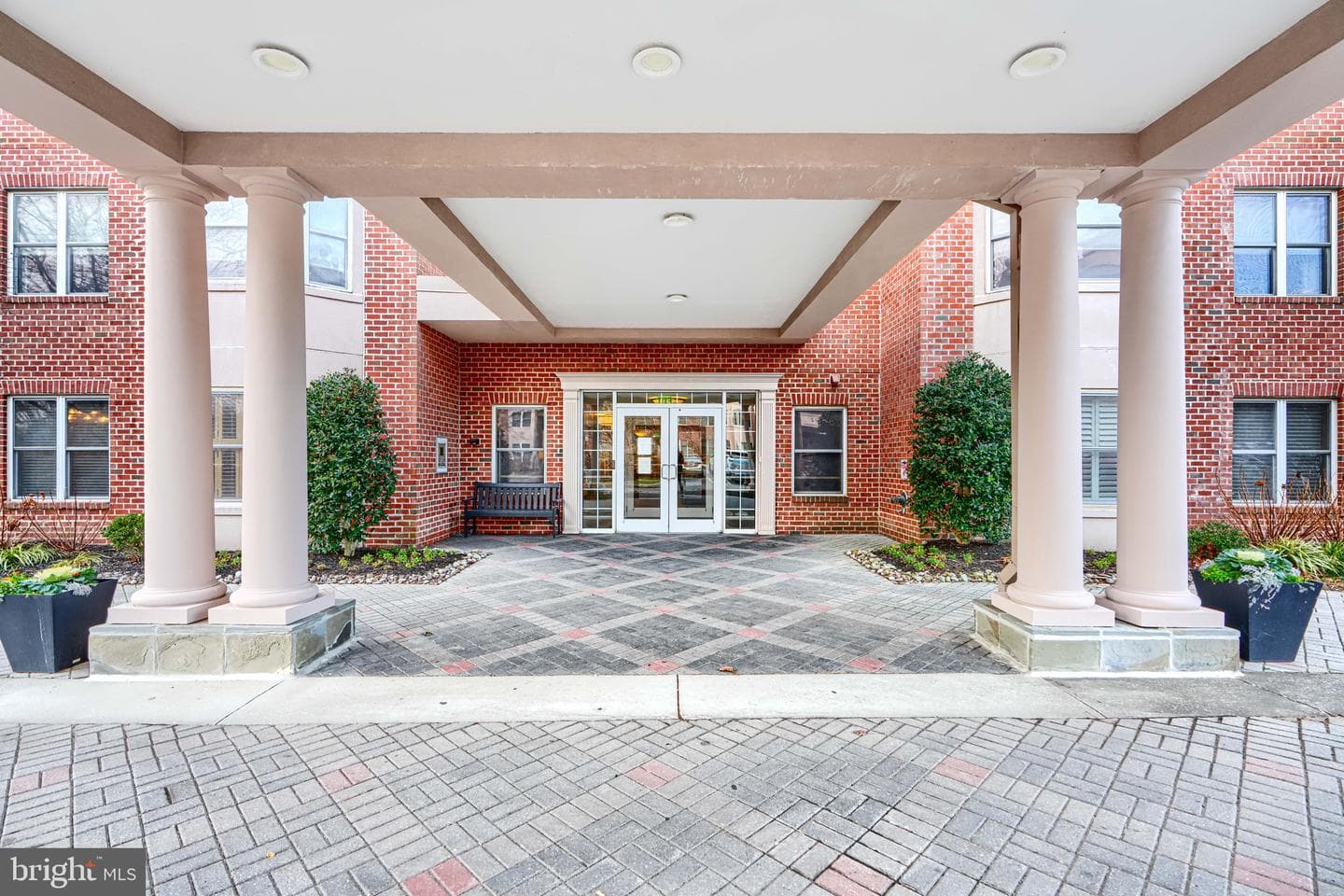8002 Brynmor Court #104 photo 4