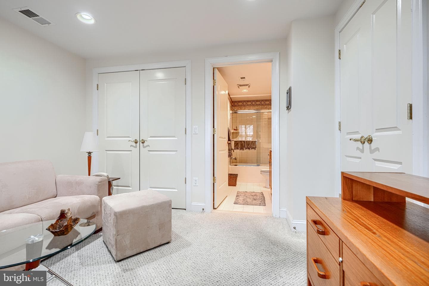 8002 Brynmor Court #104 photo 41