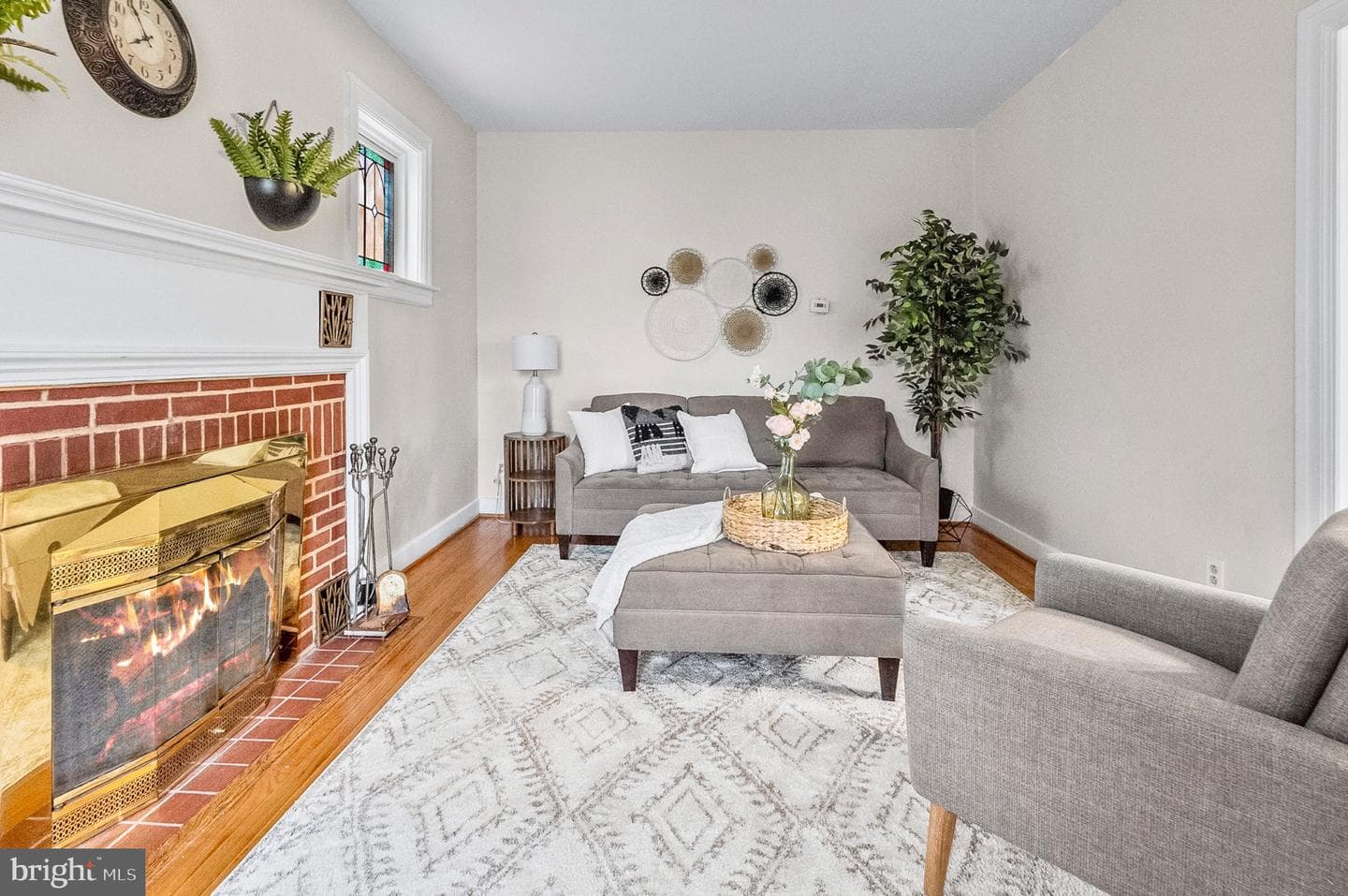 2208 Taylor Avenue photo 3
