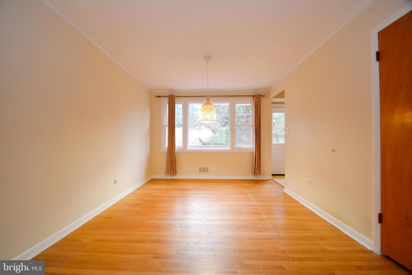 3 Bromwell Court photo 4