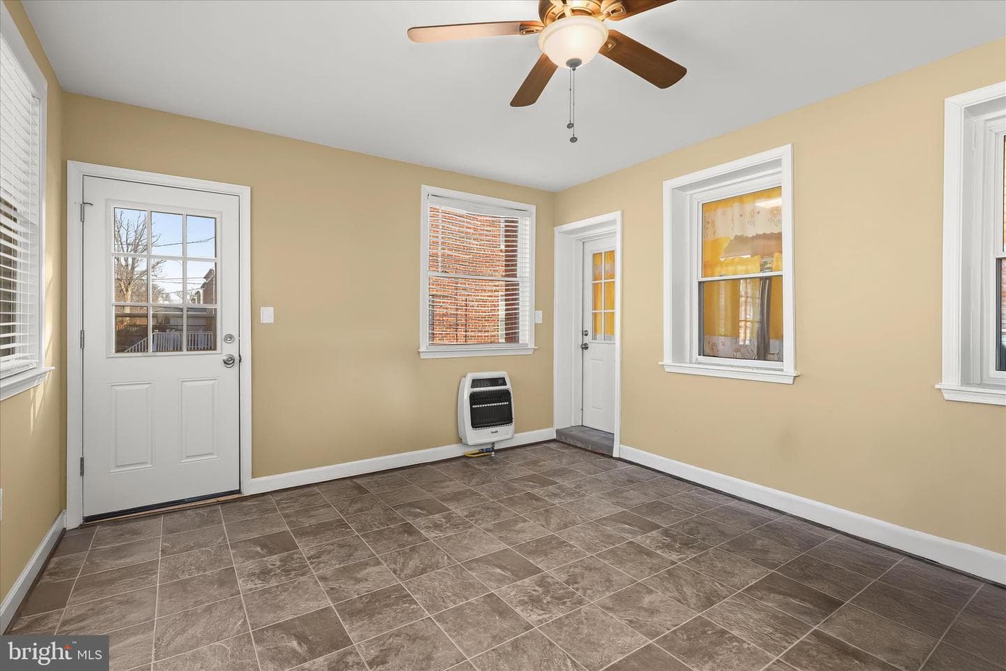 3730 Oak Avenue photo 15