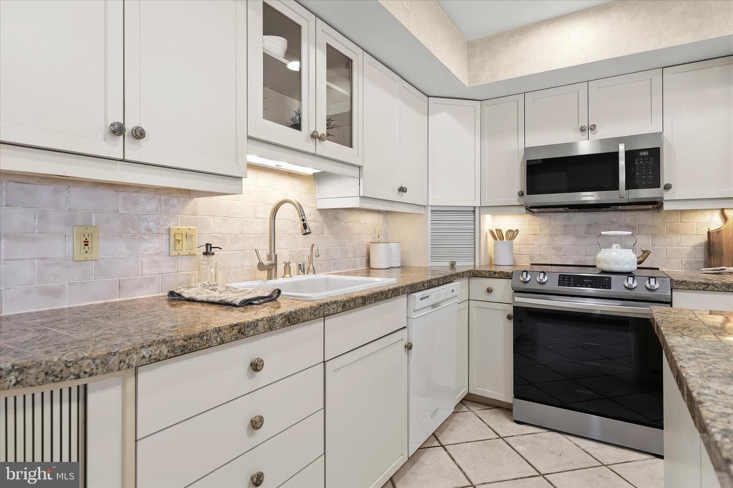 3307 Janellen Drive photo 11