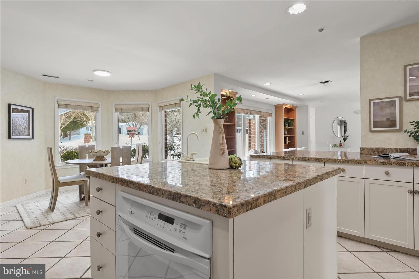 3307 Janellen Drive photo 12