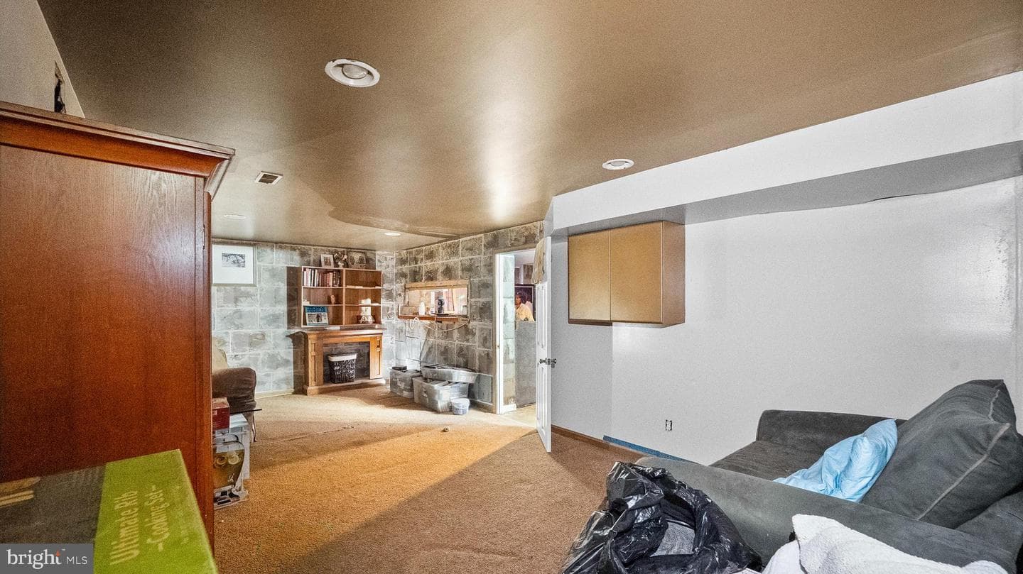 8616 Wilenoak Court photo 19