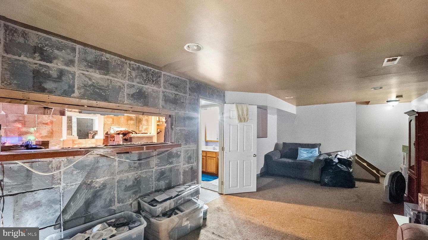 8616 Wilenoak Court photo 20