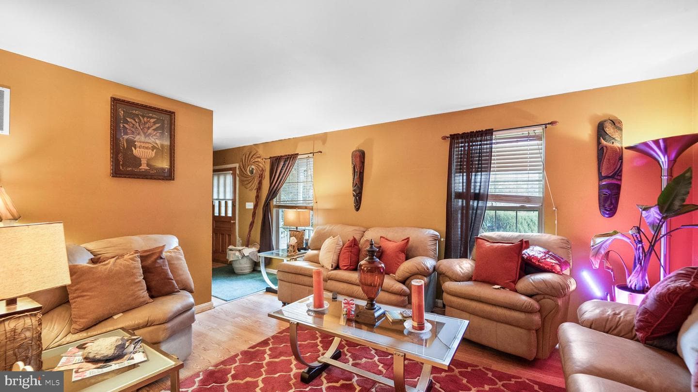 8616 Wilenoak Court photo 8