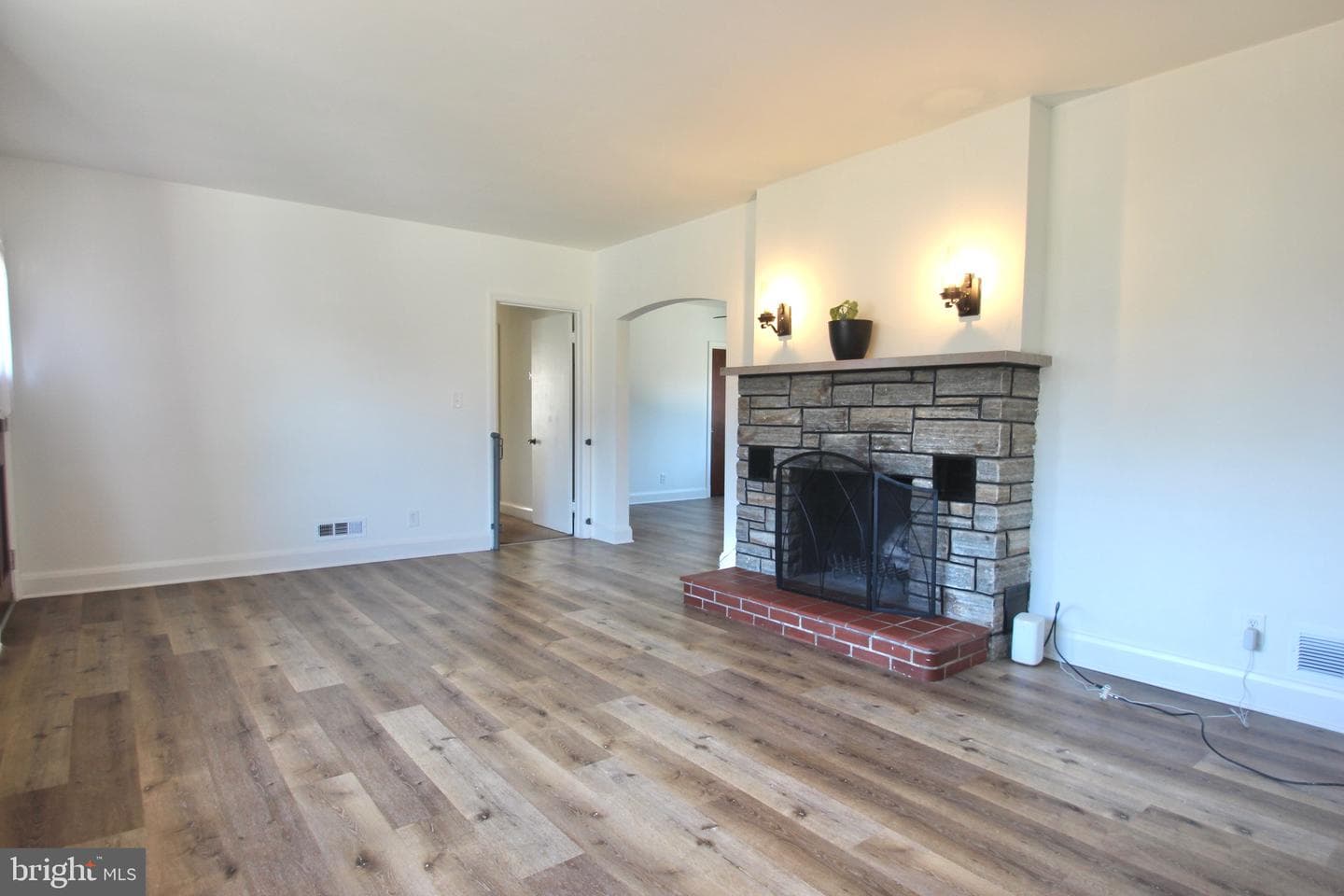 9214 Nottingwood Road photo 17