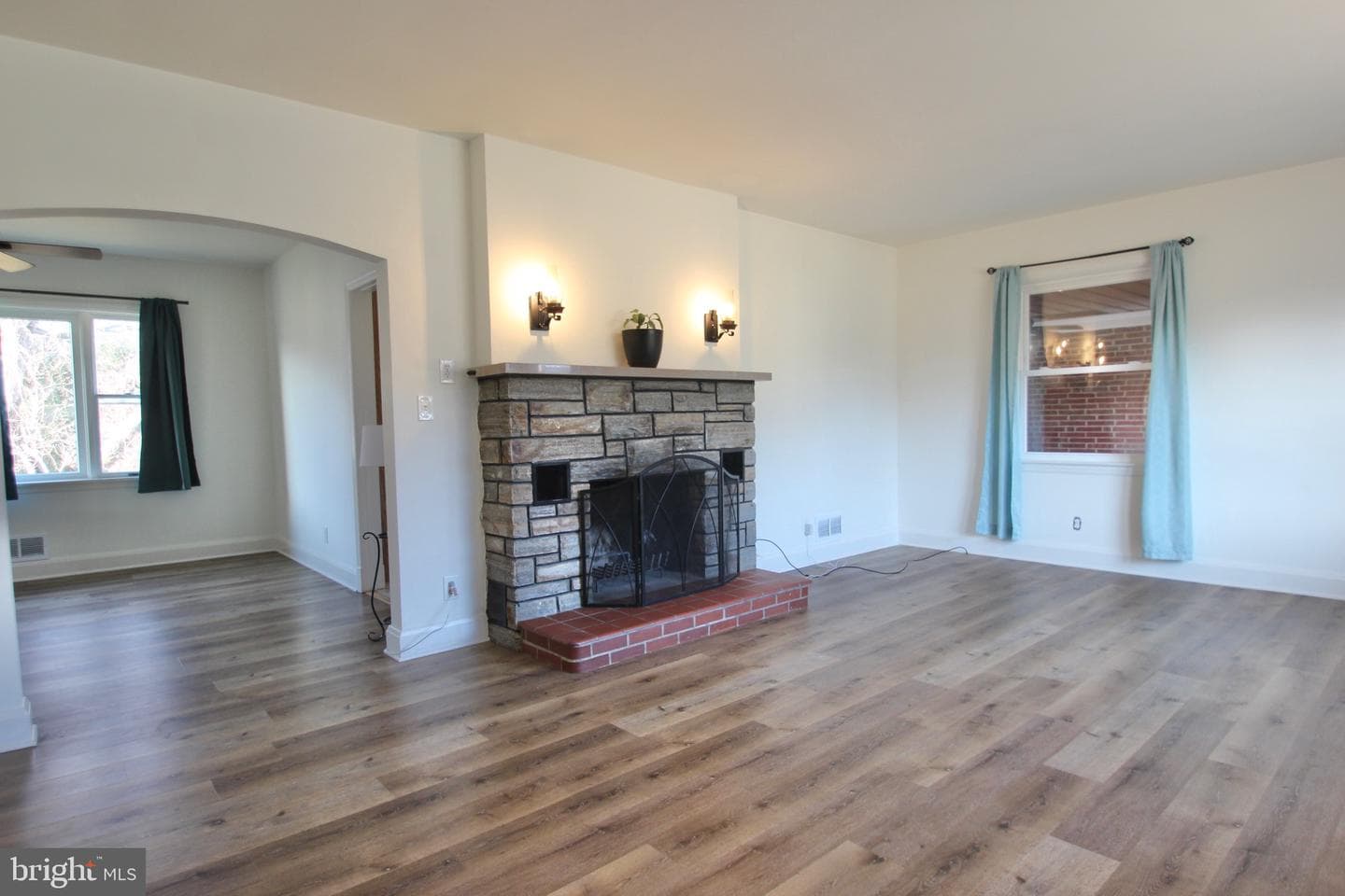 9214 Nottingwood Road photo 5