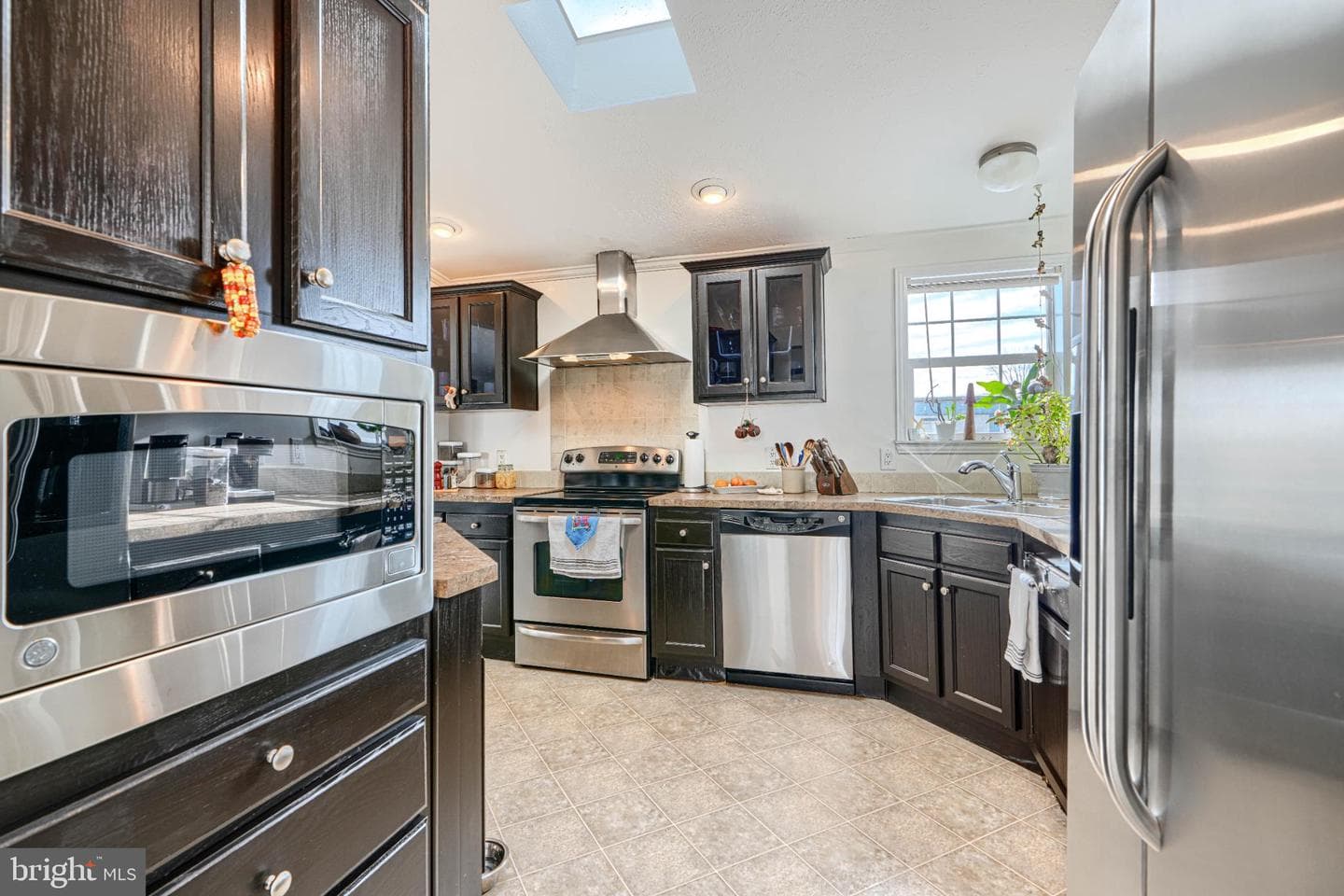 3625 Dahlia Lane photo 20
