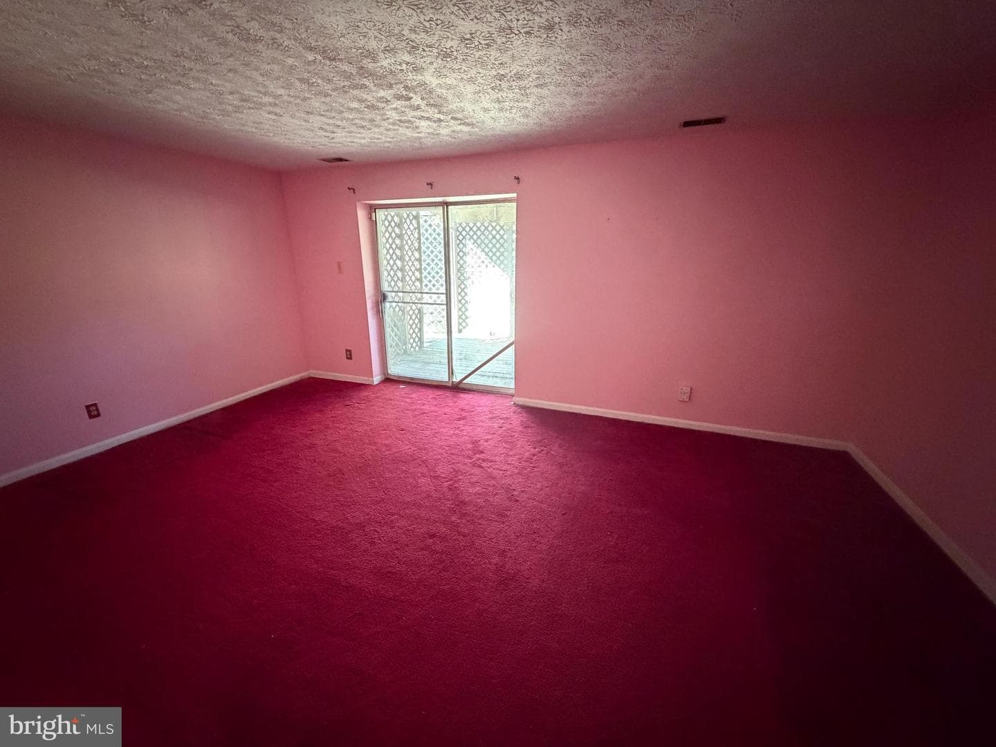 16 W End Court photo 5