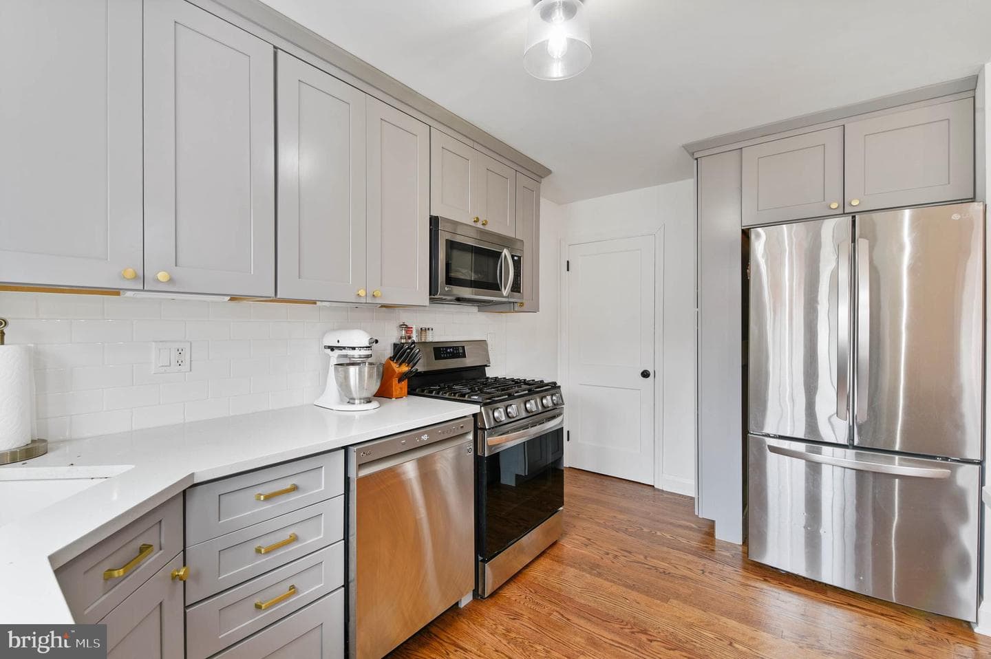 1568 Glen Keith Boulevard photo 11
