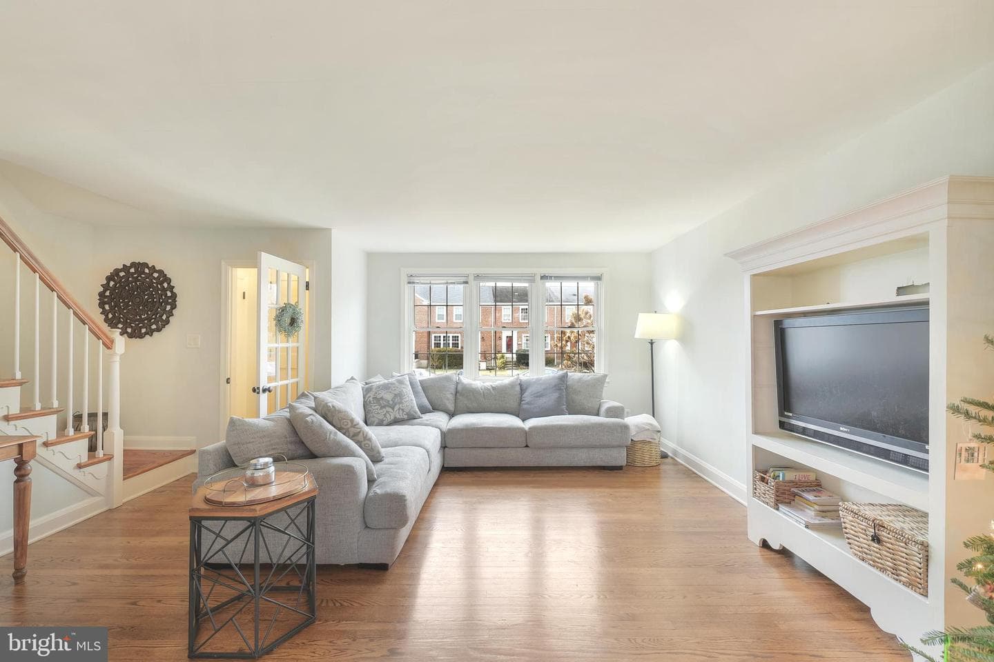 1568 Glen Keith Boulevard photo 3