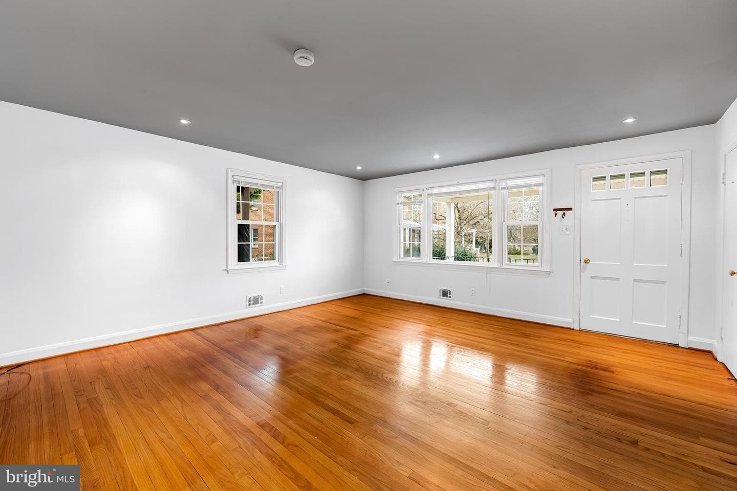9 Wilfred Court photo 8