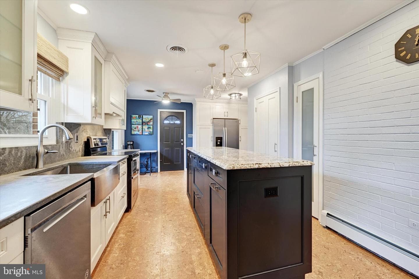 13324 Manor Road photo 10