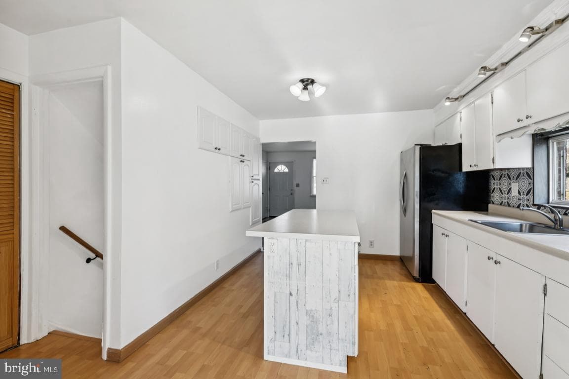 231 Riverview Avenue photo 11