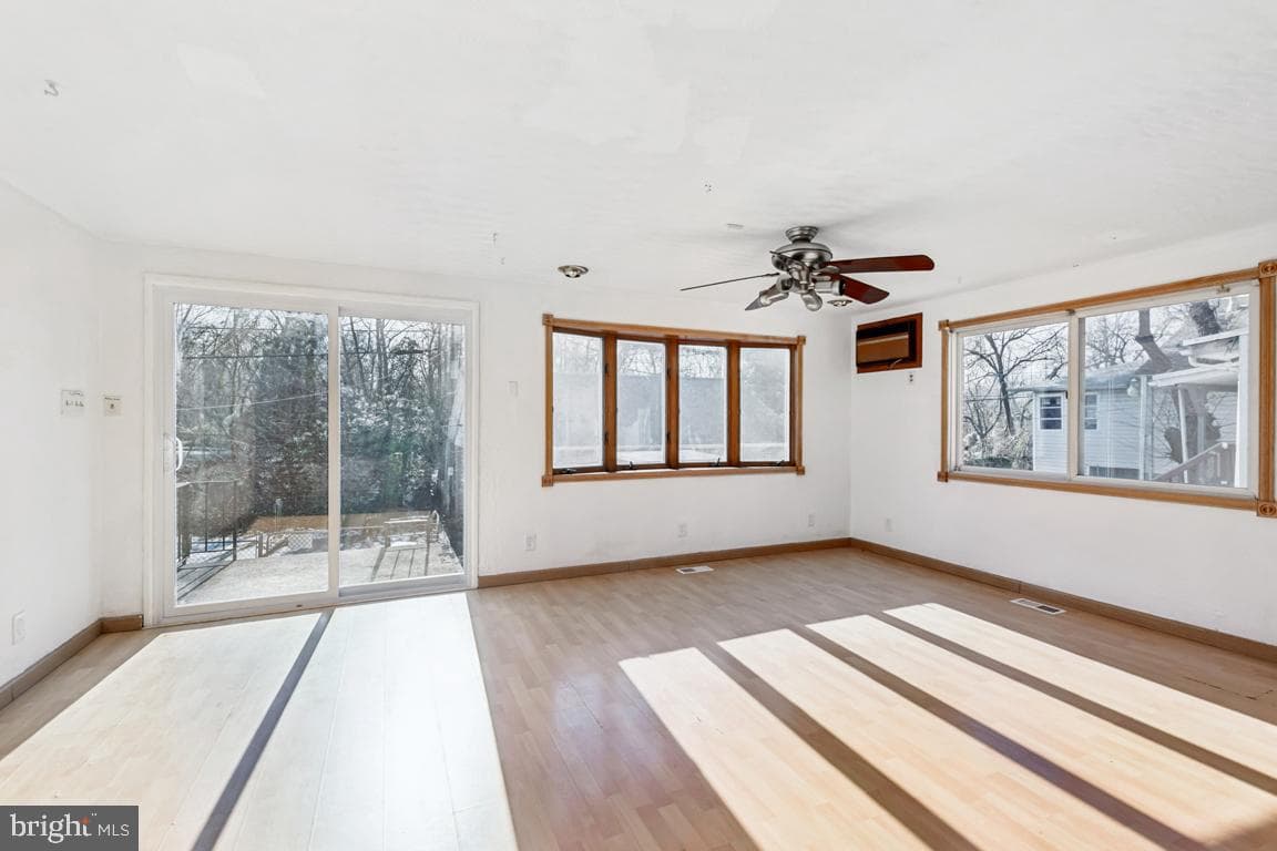 231 Riverview Avenue photo 12