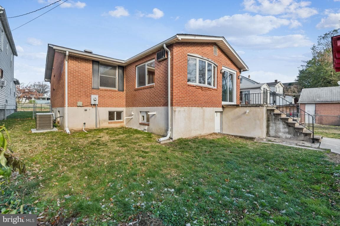 231 Riverview Avenue photo 25