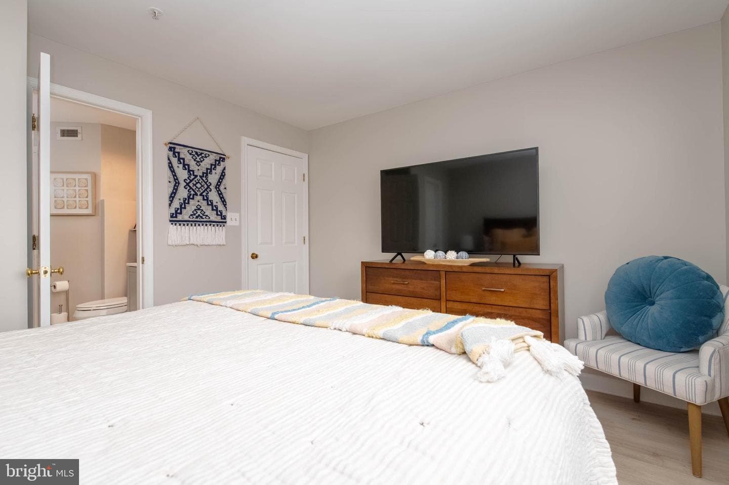 2322 Falls Gable Lane #b photo 29