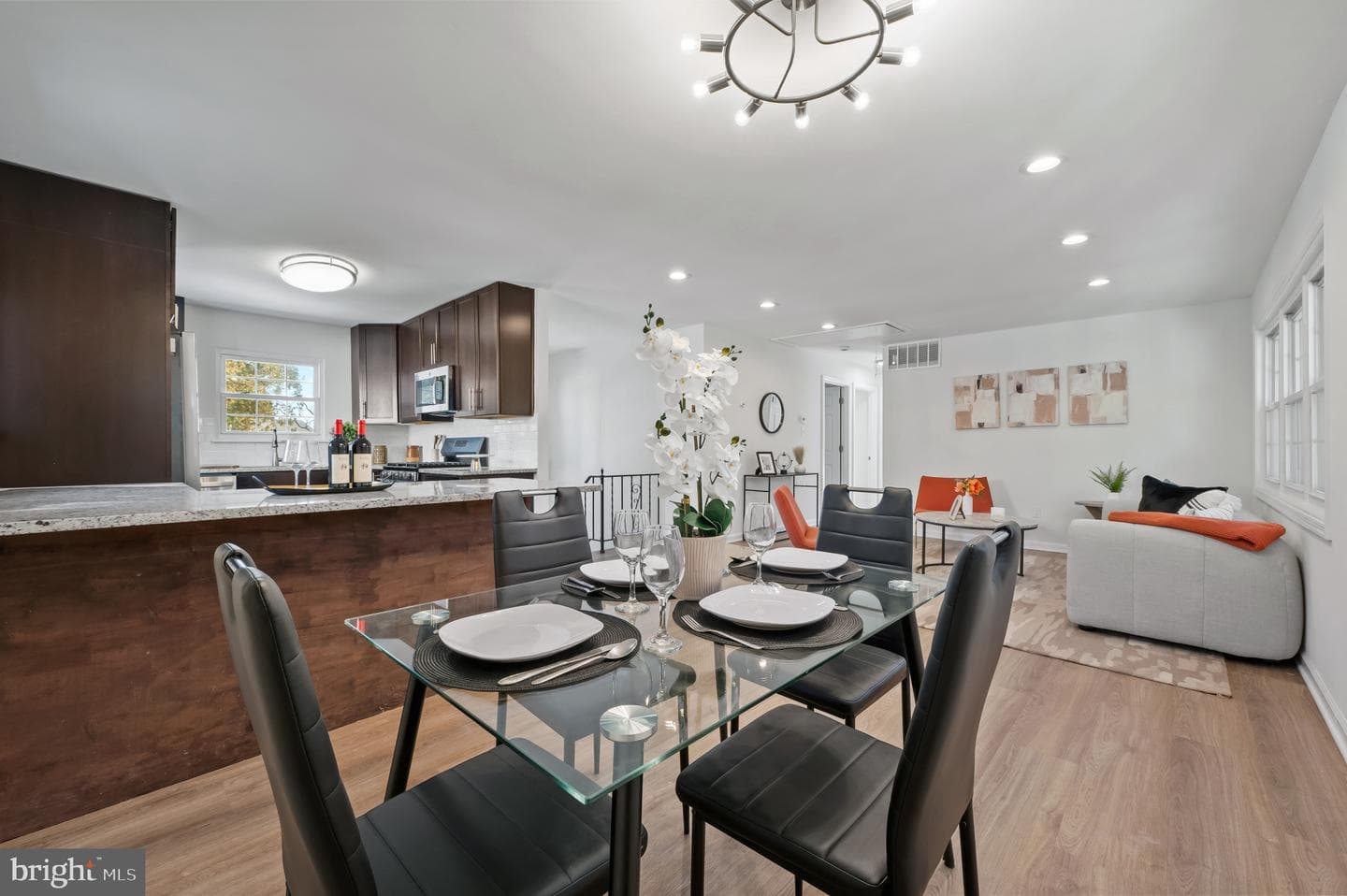 200 Timber Grove Road photo 7