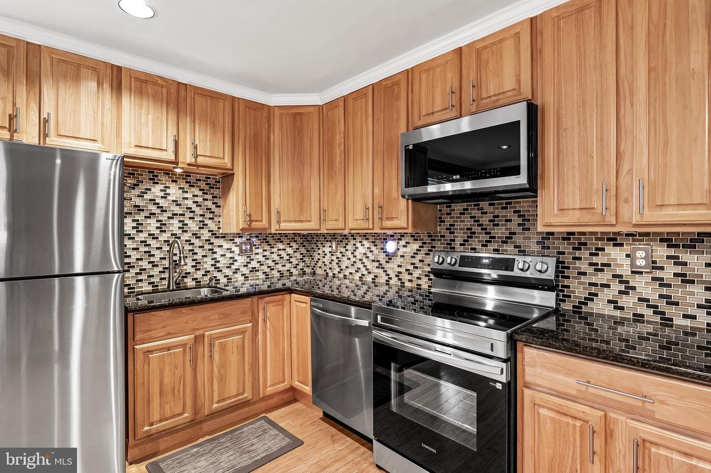 624 Fairway Drive photo 4