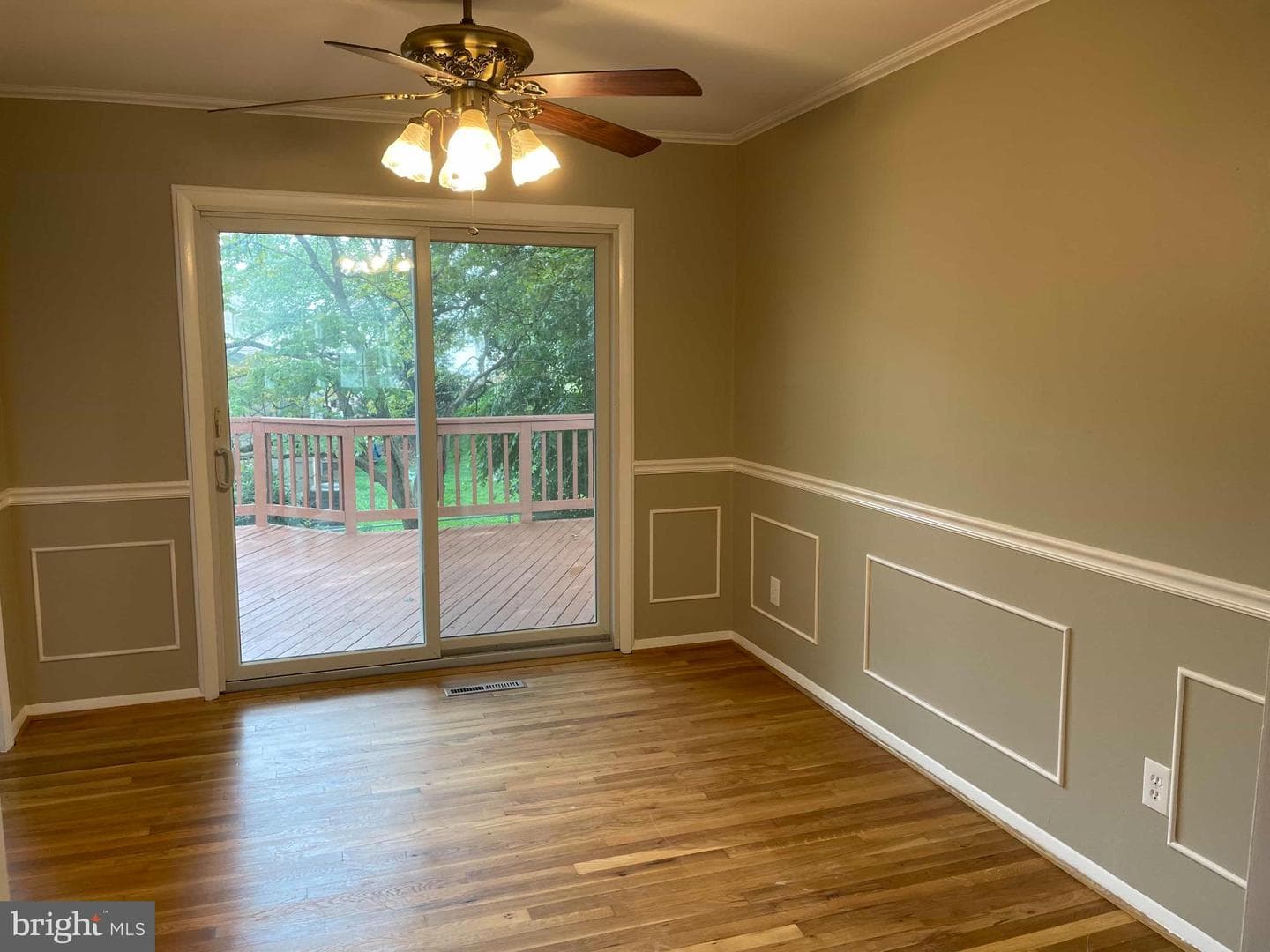 409 Deacon Brook Circle photo 13