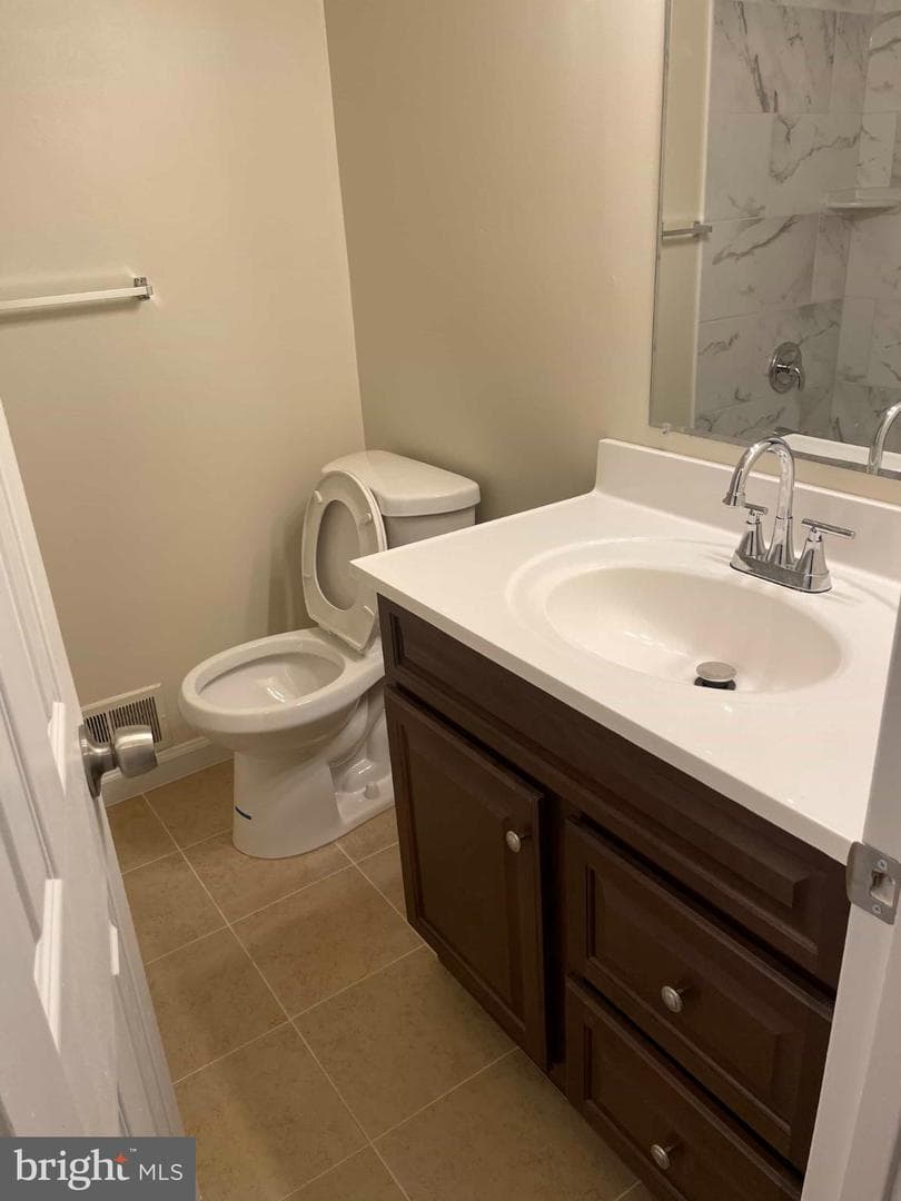 409 Deacon Brook Circle photo 19