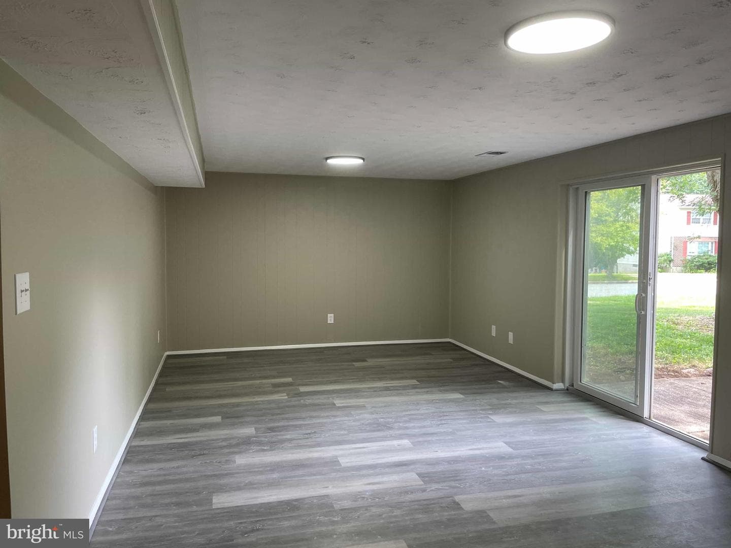 409 Deacon Brook Circle photo 24