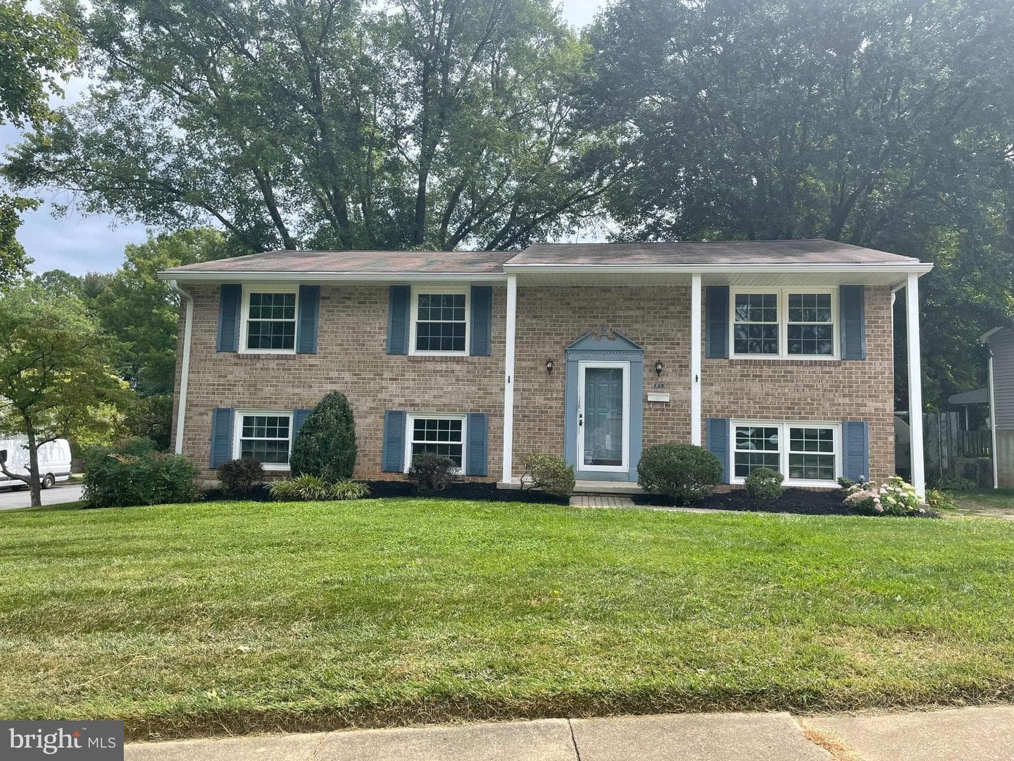 409 Deacon Brook Circle photo 28