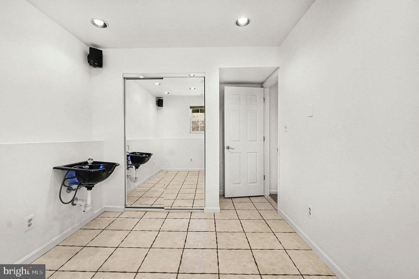 9 Mainmast Court photo 29