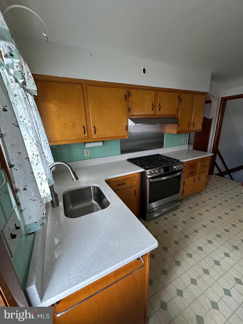 2815 Putty Hill Avenue photo 9