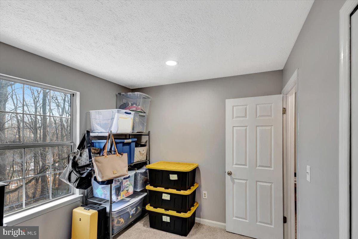 6677 Spring Mill photo 15