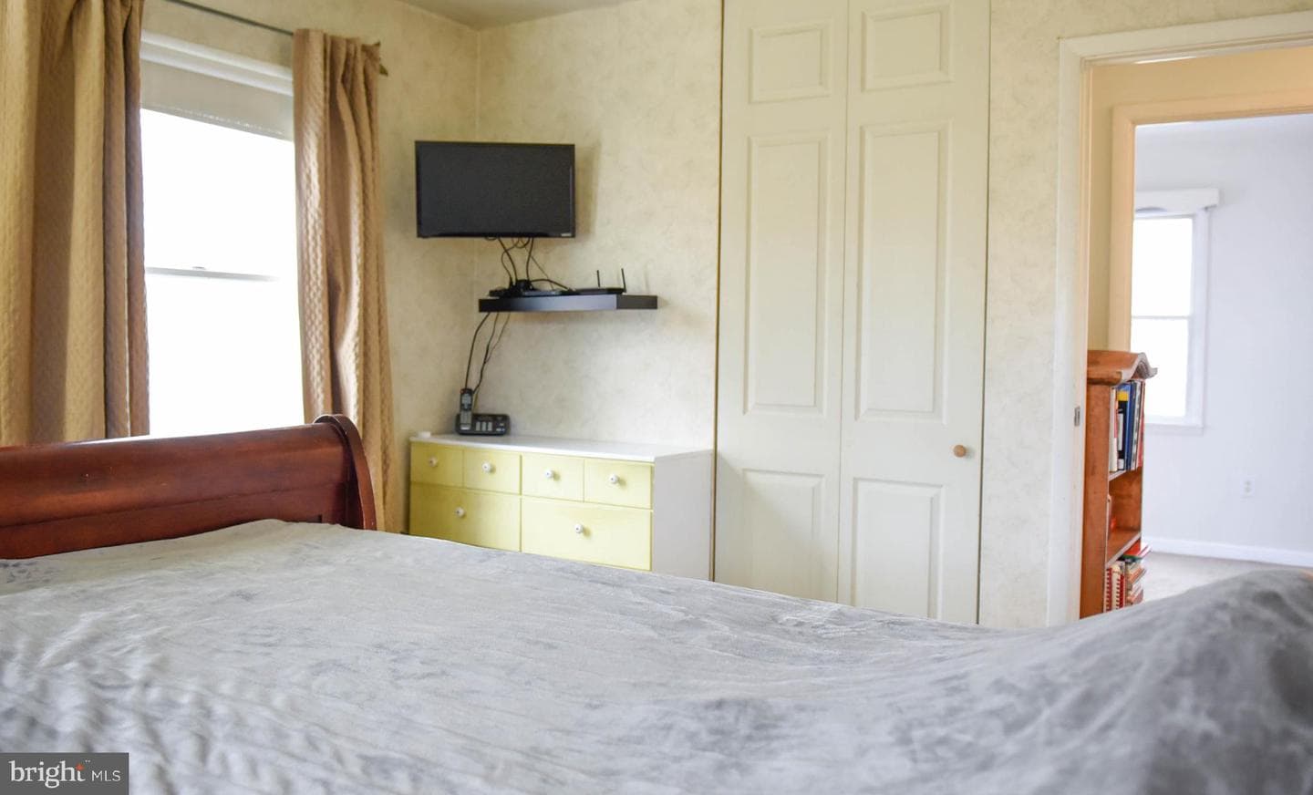 341 Walgrove Road photo 16