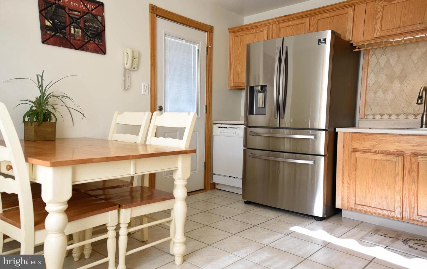 341 Walgrove Road photo 3