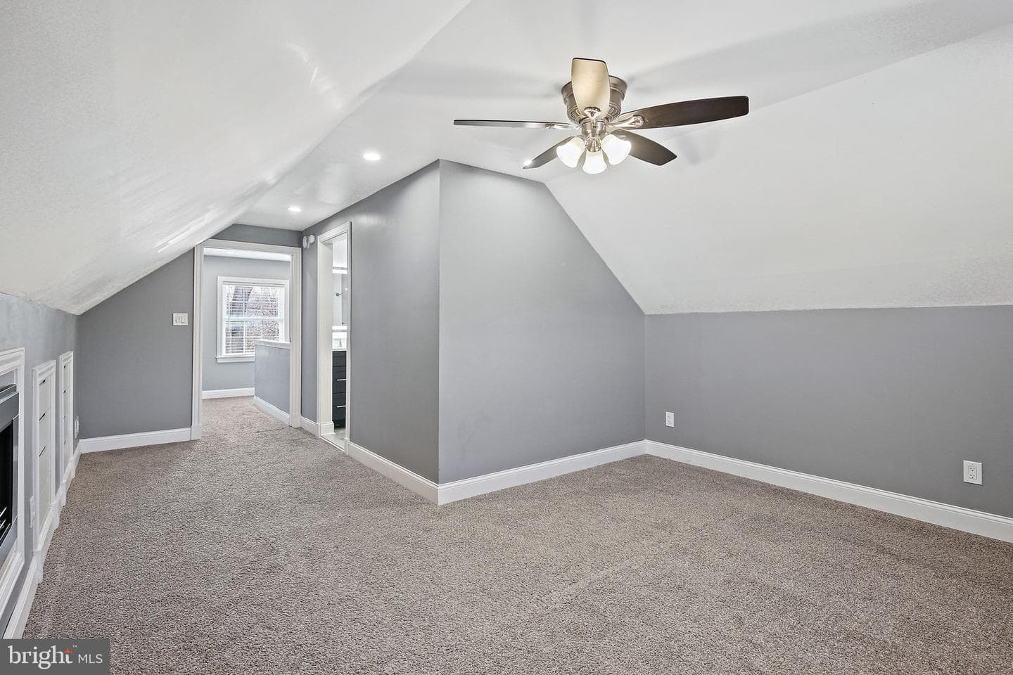 3049 Oak Forest Drive photo 19