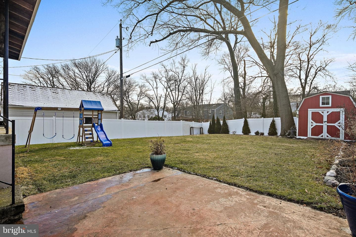 3049 Oak Forest Drive photo 22