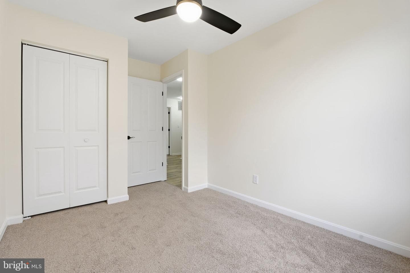 629 Nollmeyer Road photo 17