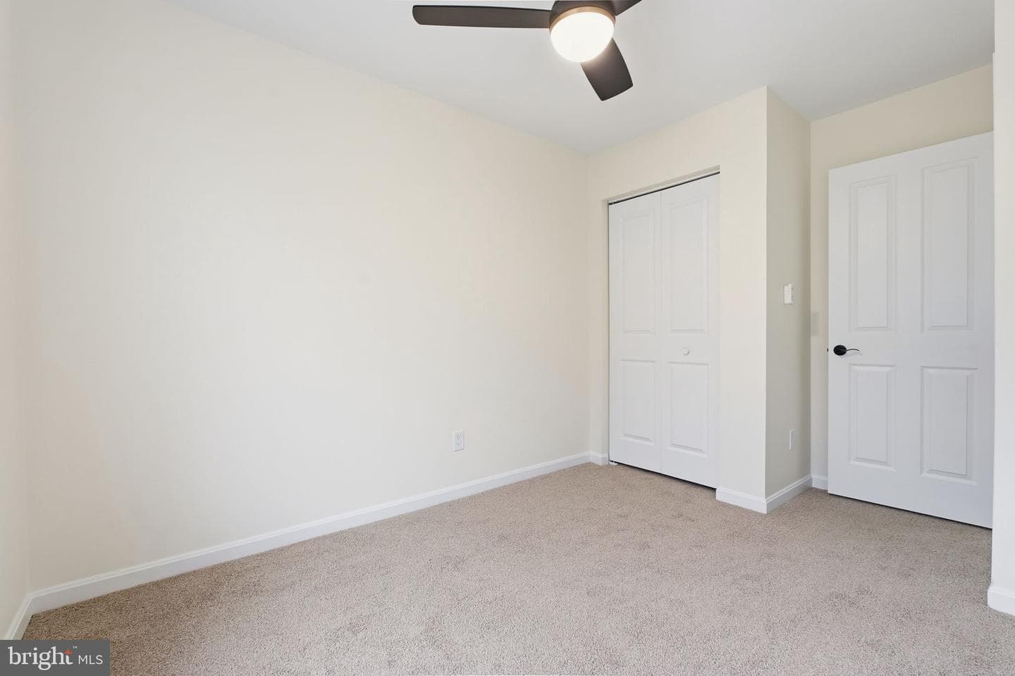 629 Nollmeyer Road photo 18