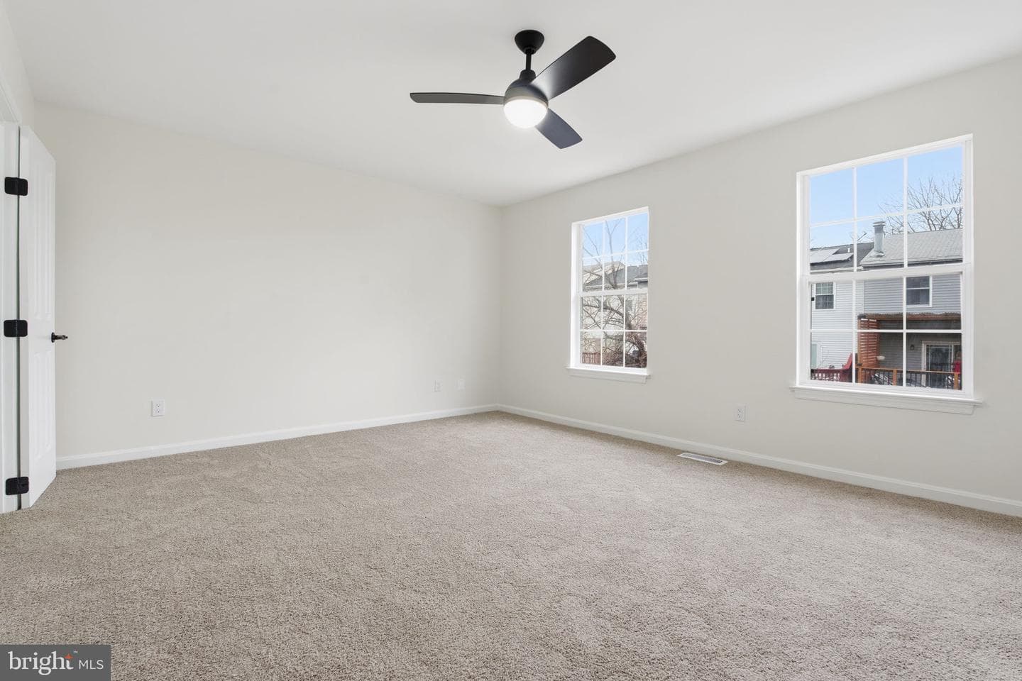 629 Nollmeyer Road photo 22