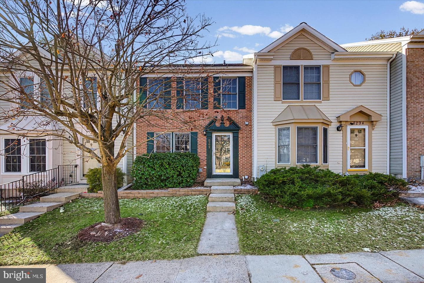 8292 Berryfield Drive photo 2