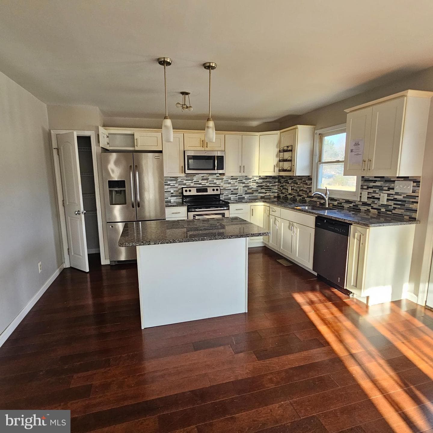 7336 Chesapeake Road photo 5
