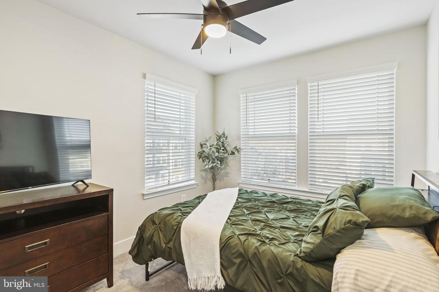 2439 Woodlands Road photo 21