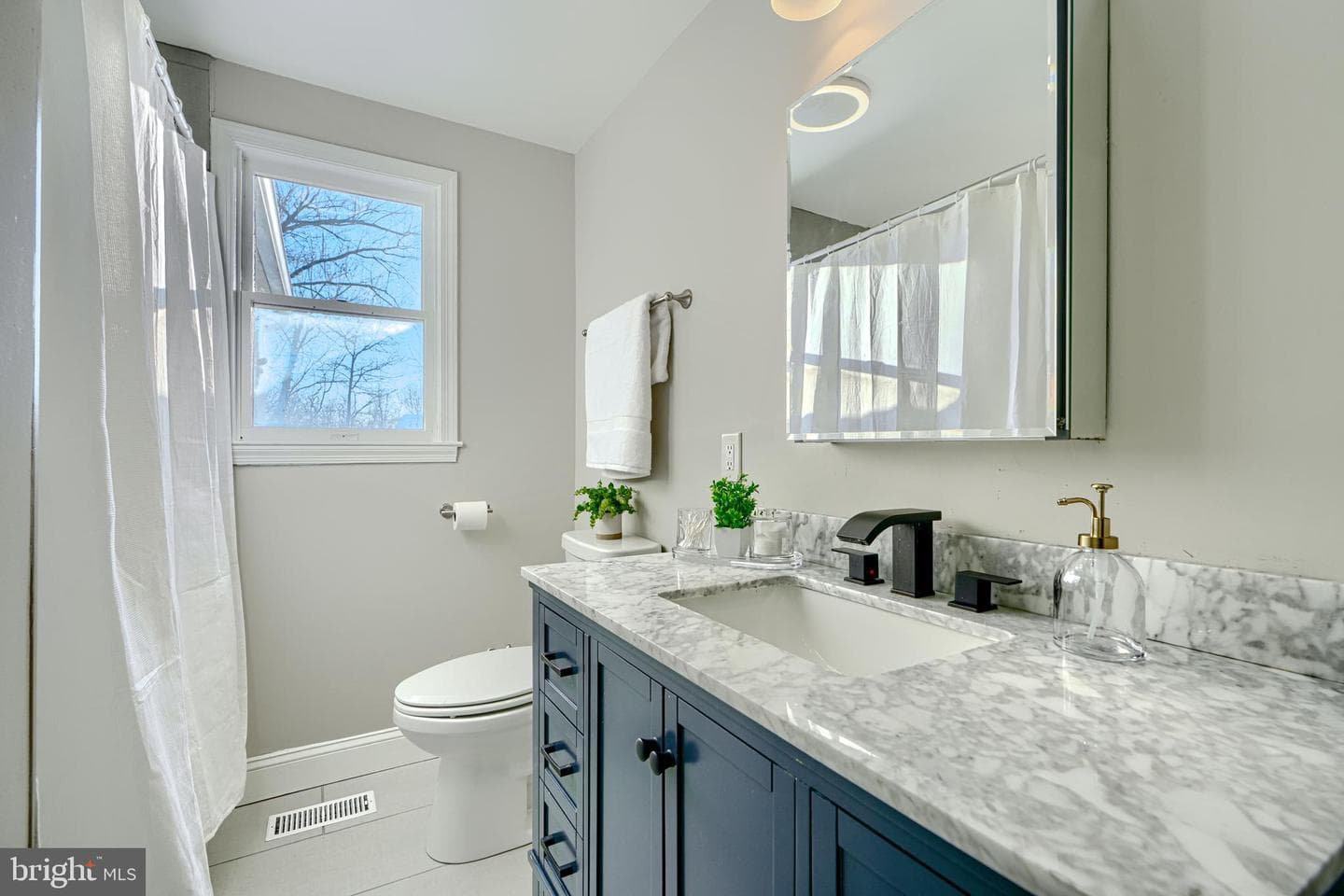 1203 Hilldale Road photo 22